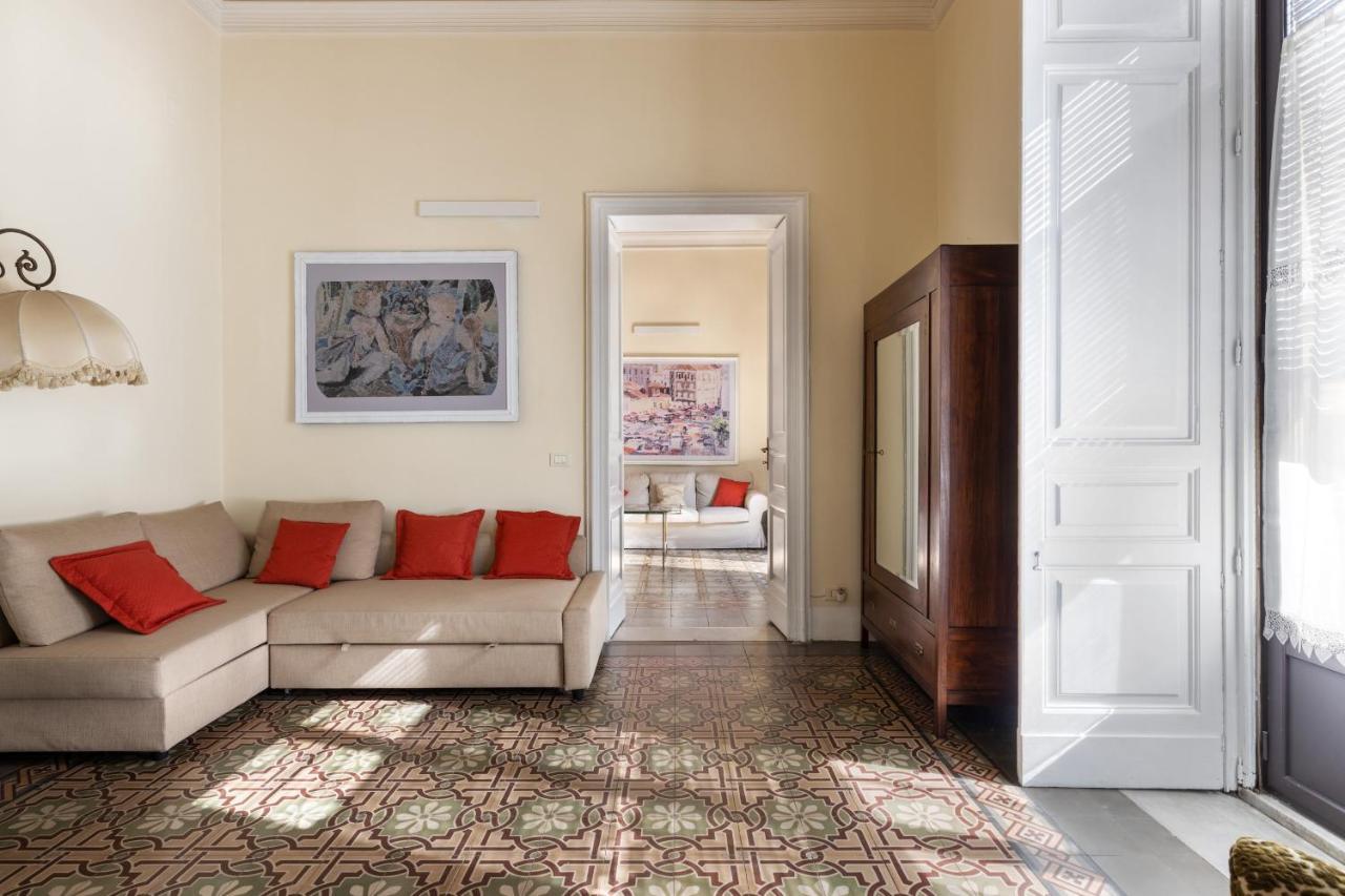 Catania City Center Historical Building Home Eksteriør billede