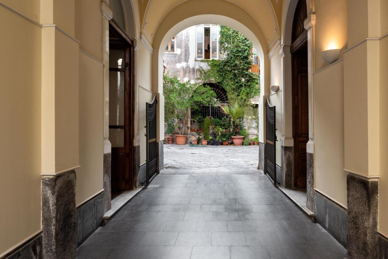 Catania City Center Historical Building Home Eksteriør billede